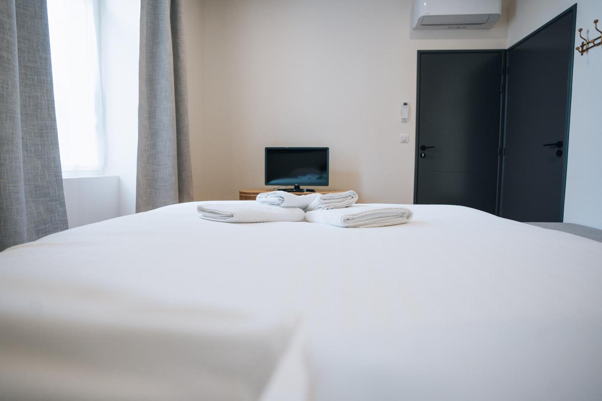 La Marjolaine - Demeure D'Hotes - Service Para-Hoteiier - Premium Châteauroux エクステリア 写真