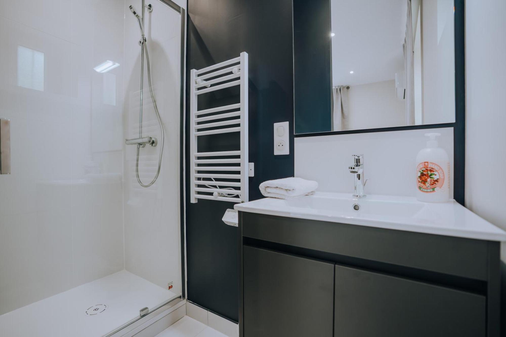 La Marjolaine - Demeure D'Hotes - Service Para-Hoteiier - Premium Châteauroux エクステリア 写真